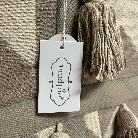 Mud Pie Handloom Tassel Tote, Cream - Picture 7 of 12